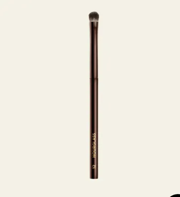 Hourglass  № 12 Скошенная кисть для теней (с beveled/скошенным срезом)