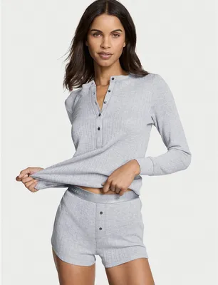 Victoria's Secret уютный пижамный комплект с ажурной вязкой pointelle и топом хенли, с шортами,  серый цвет, размер S