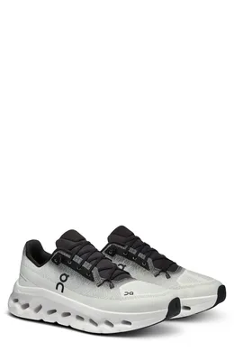 On — Cloudtilt Running Shoe