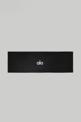 Alo Yoga — Performance Conquer Headband