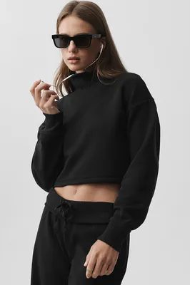 Alo Yoga — Cropped Serenity Coverup