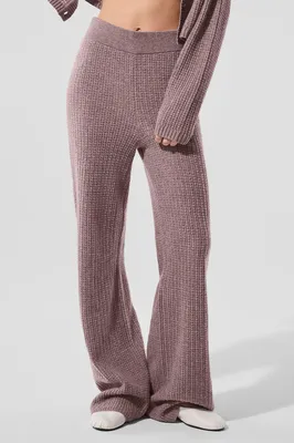 Alo Yoga — Cashmere High-Waist Plush Waffle Pant