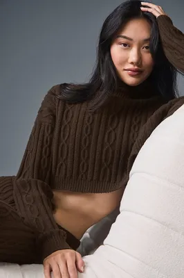 Alo Yoga — Cable Knit Cropped Winter Bliss Turtleneck Long Sleeve