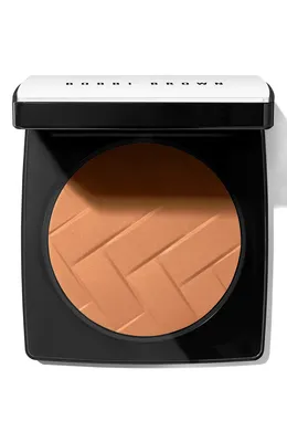 Bobbi Brown — Vitamin Enriched Pressed Setting Powder